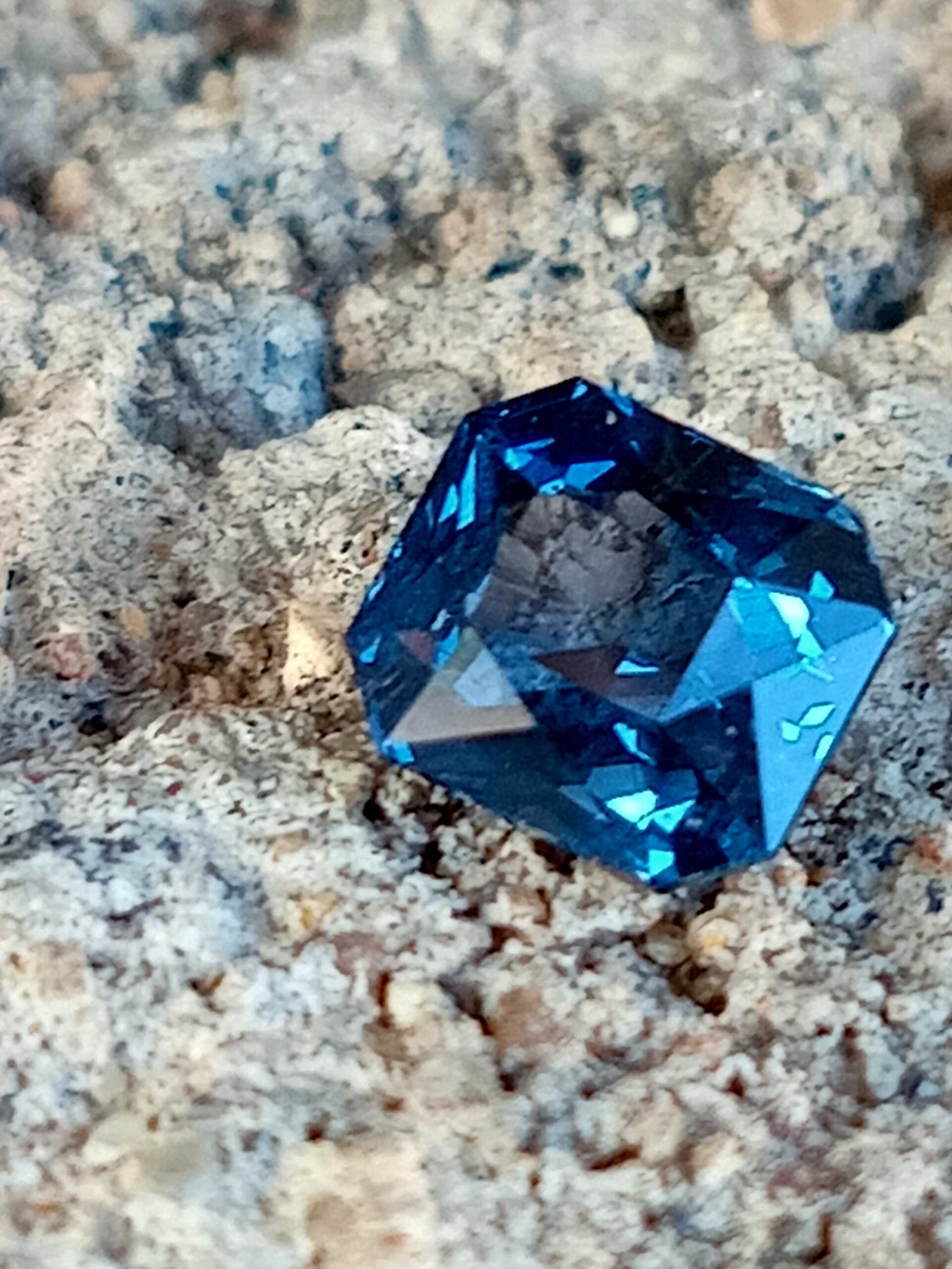 4b3bbf73-324c-4748-9915-3c1656ebf515