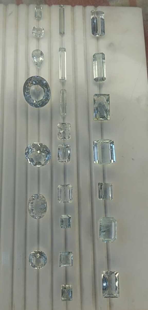 f90805f4-1e32-4272-b528-5dbc889a2d35