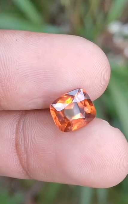 a5f325d5-2afa-4511-b566-b6b6718f62e6