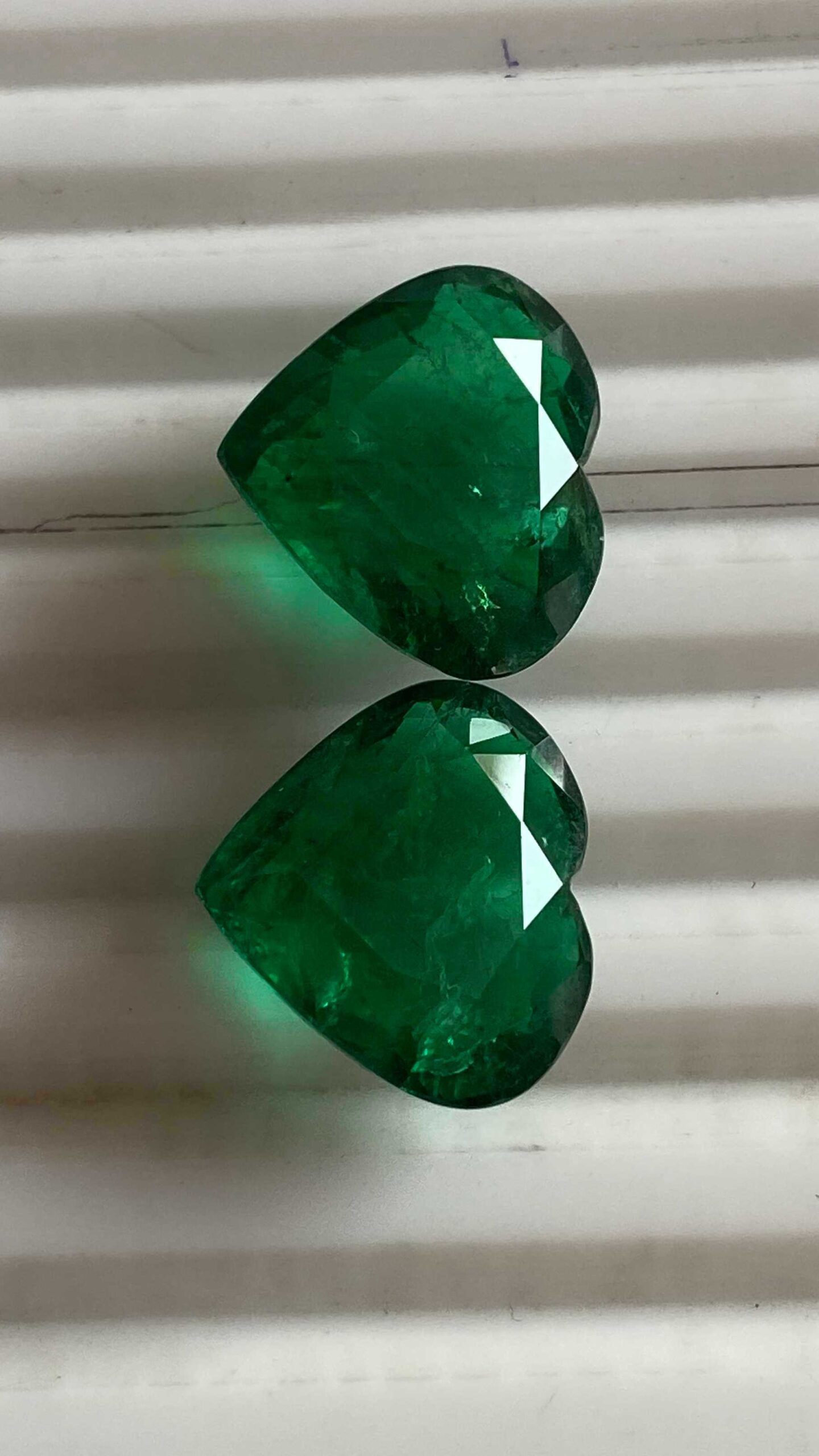 8203f508-3a93-4e7f-a70d-872cd26c6b43